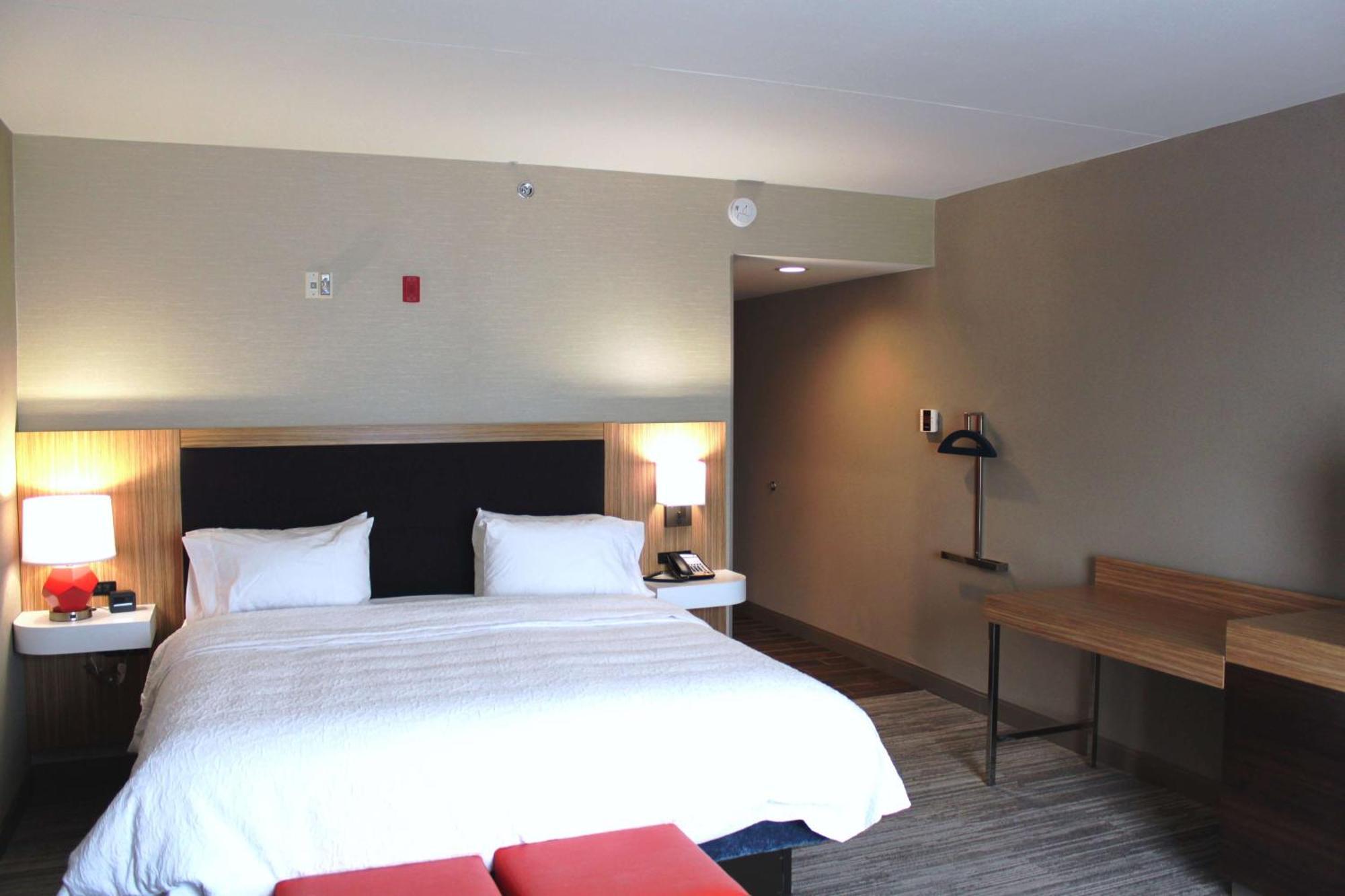 Hampton Inn Forsyth Eksteriør bilde