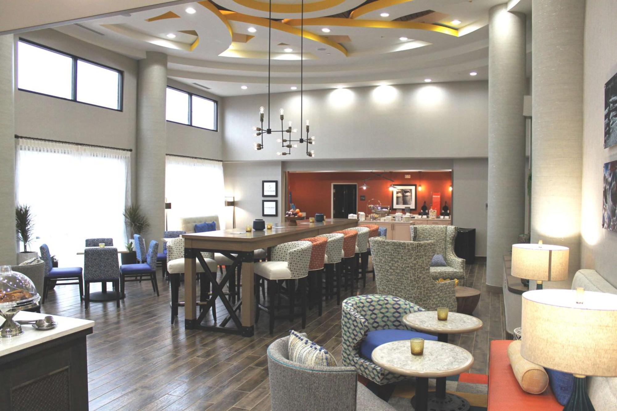 Hampton Inn Forsyth Eksteriør bilde